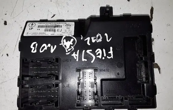 Ford Fiesta Engine control unit/module 8V5115K600EJ