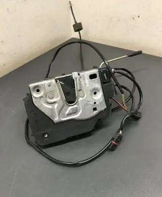 Mercedes-Benz C AMG W203 Front door lock