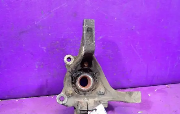 Opel Signum Front wheel hub spindle knuckle