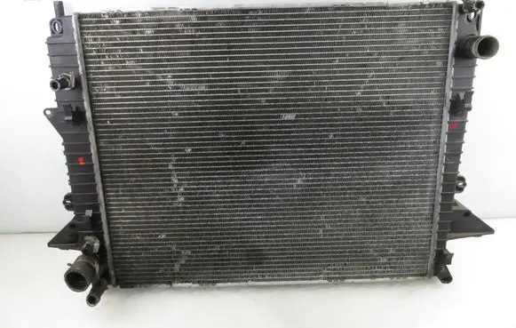 Land Rover Range Rover Sport L320 Coolant radiator PCC500331