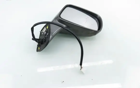 Toyota Corolla Verso E121 Front door electric wing mirror 