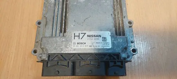 Nissan Qashqai Engine control unit/module ECU 0281019035 23710BB58E