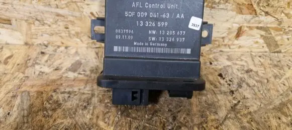 Opel Astra J Light module LCM 5DF00904163 13285677 13326599
