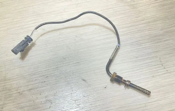 Exhaust gas temperature sensor
