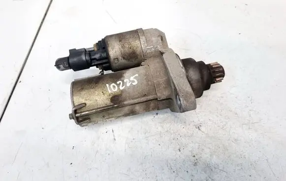 Volkswagen Golf VI Starter motor 0AM911023T