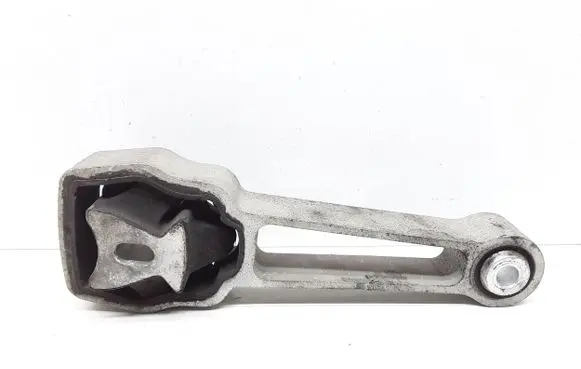 Engine mount bracket