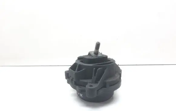 BMW 1 F20 F21 Engine mount bracket 6787657