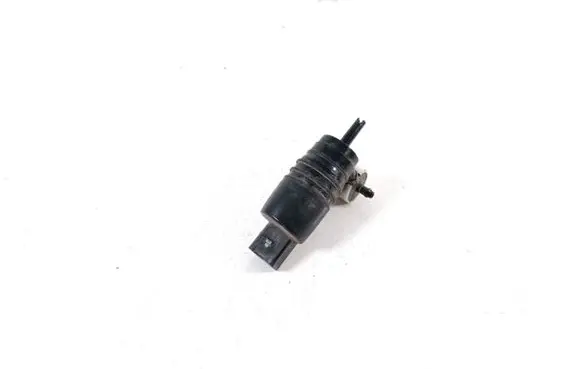 BMW 2 F46 Windscreen/windshield washer pump 7388349