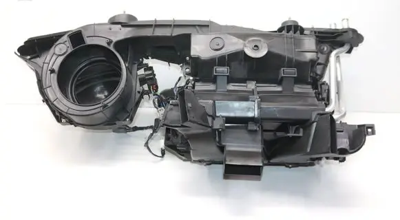 Maserati Ghibli Interior heater climate box assembly 670036837