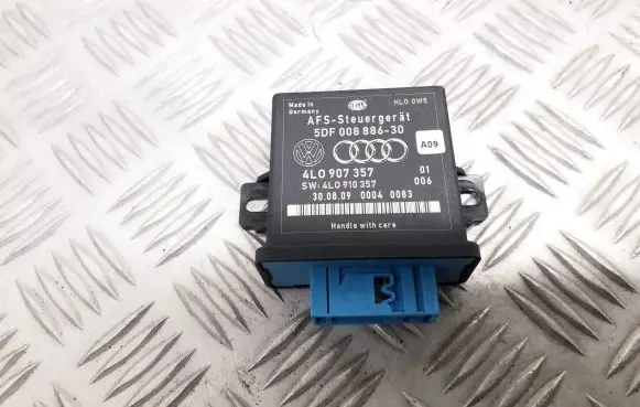 Audi TT TTS Mk2 Light module LCM 4L0907357 4L0910357