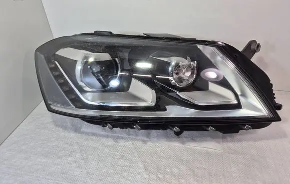 Volkswagen PASSAT B7 Headlight/headlamp 3AB941754 90010001 3D0941329A
