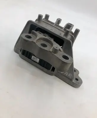 Jeep Compass Engine mount bracket 00521624170