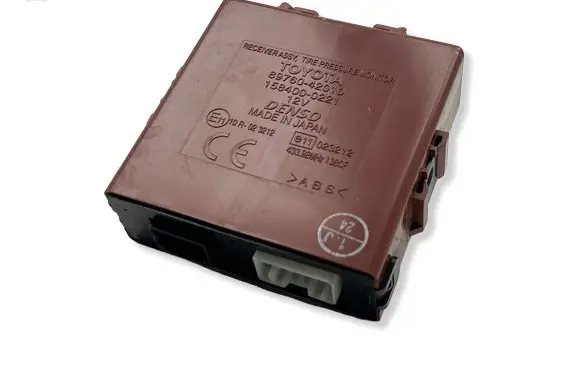 Toyota RAV 4 (XA30) Tire pressure control unit 8976042010 E11023212 1584000221