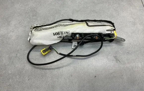 Volkswagen PASSAT B8 Seat airbag 3G0880242E
