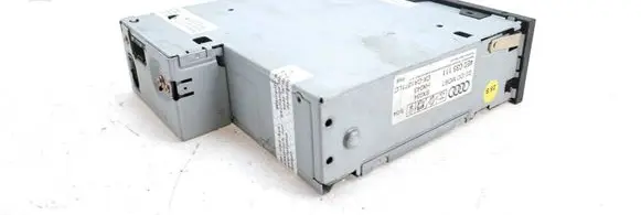 Audi A6 S6 C6 4F CD/DVD changer 4E0035111 4E0910111C