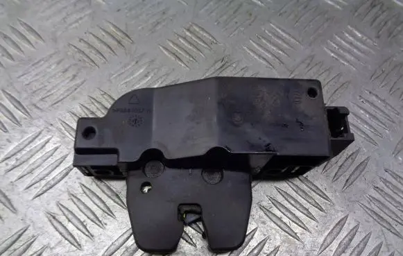 Citroen Xsara Picasso Tailgate exterior lock 9646091580