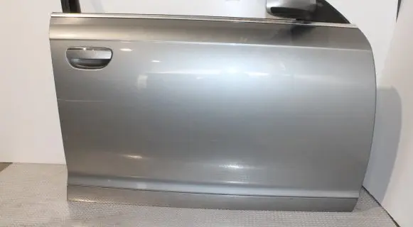 Audi A6 S6 C6 4F Front door