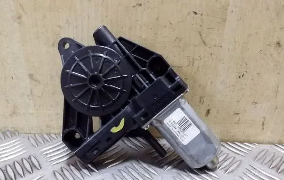 Volvo S60 Front door window regulator motor WR12717 966269102 977426100