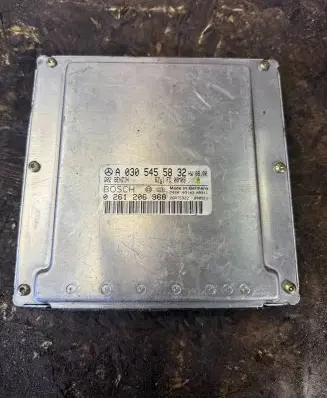 Mercedes-Benz C W203 Engine control unit/module A0305455832 0261206968