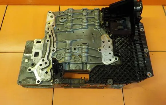 BMW 3 E90 E91 Torque split ecu control unit/module 1071128342 8MB6