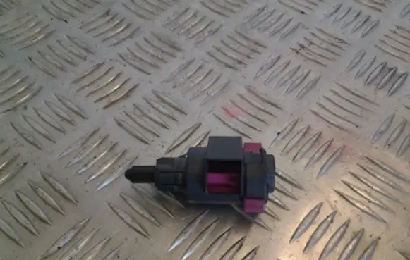 Audi A5 8T 8F Brake pedal sensor switch 914689963