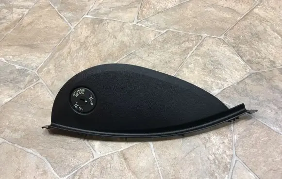 BMW 3 E90 E91 Dashboard side end trim 7123733