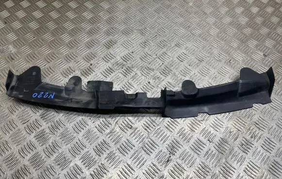 Volkswagen PASSAT CC Radiator trim 3C8121330C