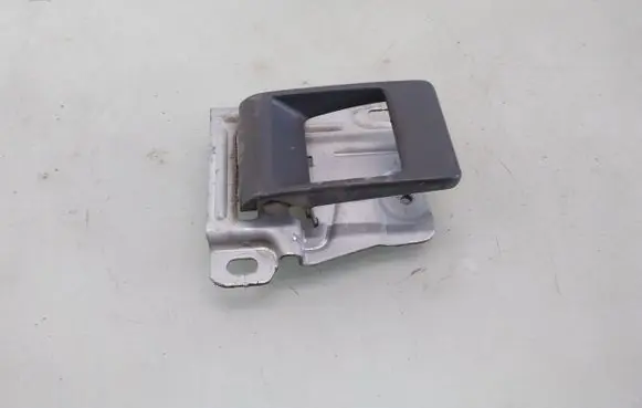 Land Rover Discovery Rear door interior handle