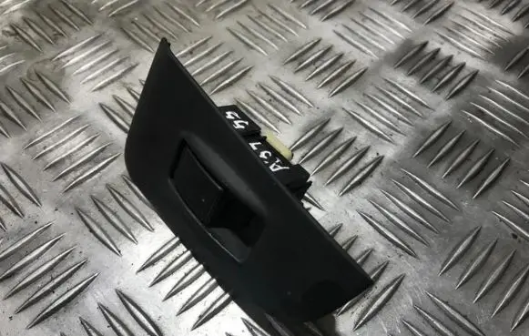 Toyota Avensis T250 Electric window control switch 7423205160 74232-05160