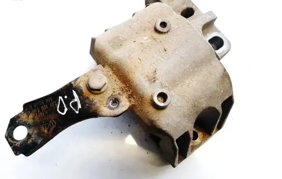 Volkswagen Golf IV Engine mount bracket 1j0199588b