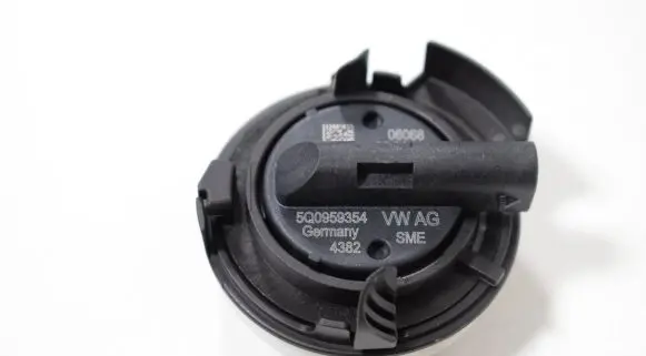 Audi A3 S3 8V Airbag deployment crash/impact sensor 5Q0959354
