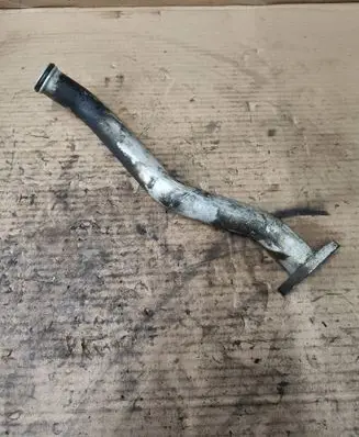 Coolant pipe/hose