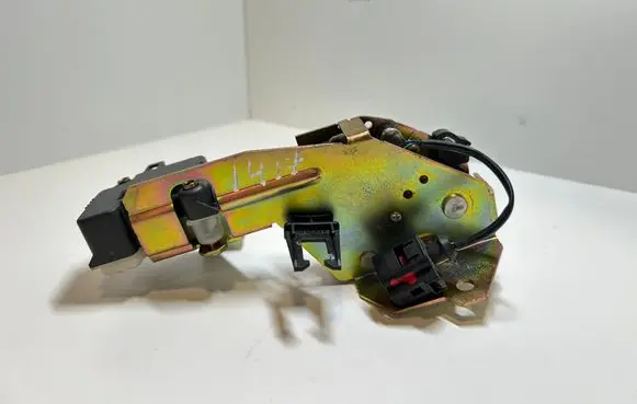 Porsche Cayenne (9PA) Tailgate/trunk/boot lock/catch/latch 7L0827506D