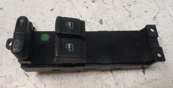 Skoda Fabia Mk1 (6Y) Quarter vent window switch 