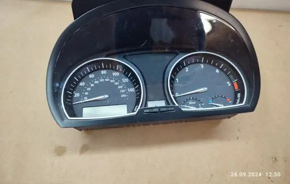 BMW X3 E83 Speedometer (instrument cluster) 1024691