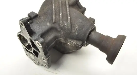Volvo XC70 Rear gearbox reducer/haldex oil pump 30700016