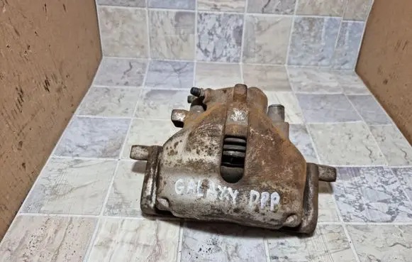 Ford Galaxy Front brake caliper