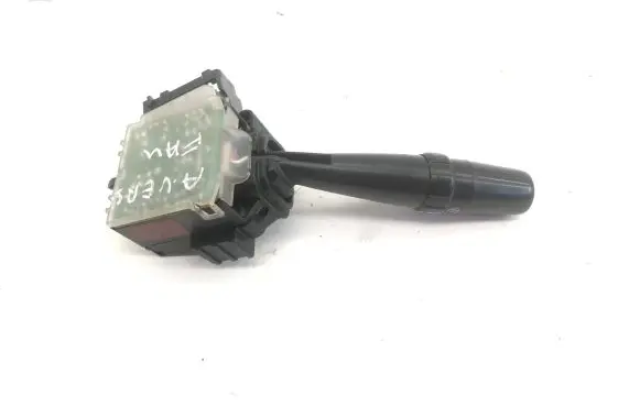 Toyota Avensis Verso Indicator stalk 8465228640