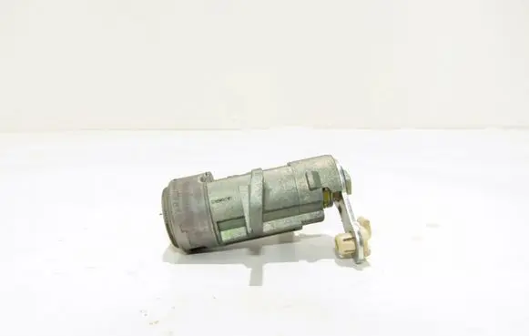 KIA Opirus Loading door lock 