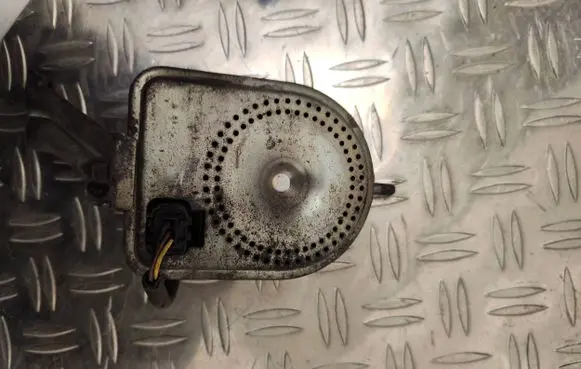 Alarm system siren
