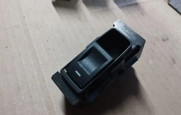 Jeep Grand Cherokee (WK) Electric window control switch 04602743AA