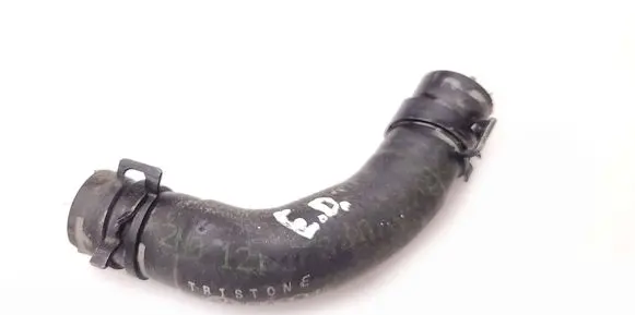 Coolant pipe/hose