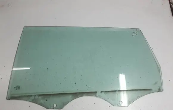 Audi Q7 4L Rear door window glass 