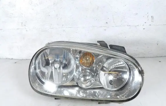 Volkswagen Golf IV Headlight/headlamp