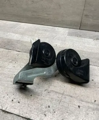 Peugeot 5008 Horn signal 9815870780 045024 4L13122019