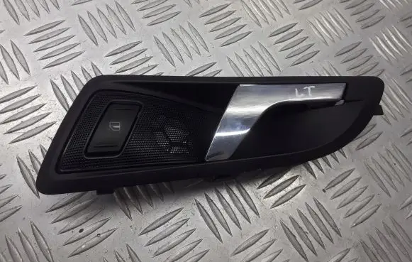 Skoda Octavia Mk2 (1Z) Rear door interior handle trim 1Z0839247