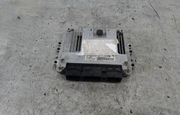 Citroen C4 I Engine control unit/module ECU 9661377280EDC16C34