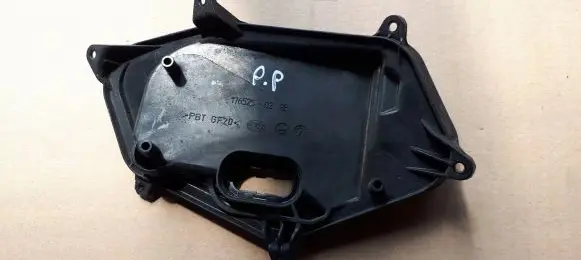 Audi A6 S6 C7 4G Headlight/headlamp dust cover 17652502