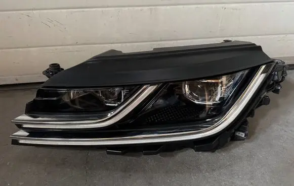 Headlight/headlamp