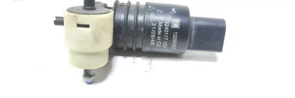 Opel Insignia A Windscreen/windshield washer pump 13250357